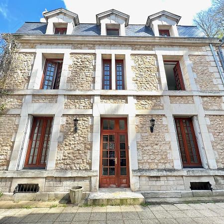 Appartamento Le Mélusine , à 50m de la gare de Poitiers Esterno foto